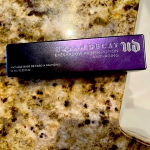 Urban Decay eyeshade primer potion anti-aging